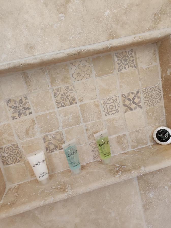 Magnifique Petite Avec Jacuzzi L'attrape Rêve Villa *